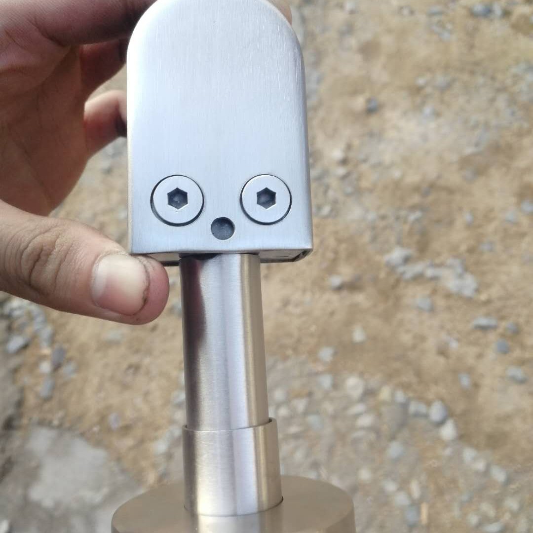 樓梯玻璃夾